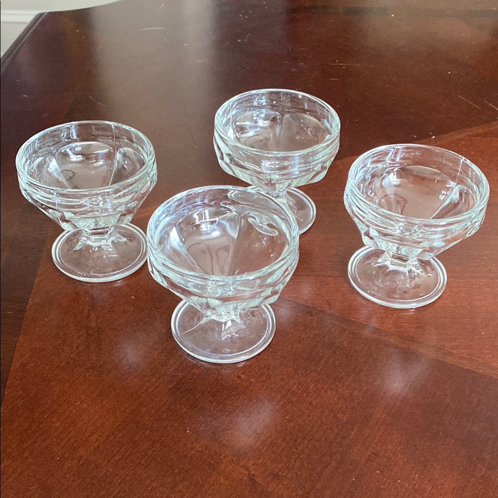 4 Vintage Glass Footed Dessert Bowls